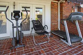 Lovely 3 BR home only 15mins from downtown NOLA / Permit #21-RSTR-1992