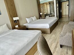 Handy Panorama Nha Trang Condotel