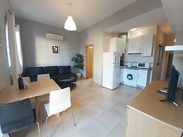 Del Parque Flats Central