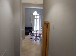 Del Parque Flats Central