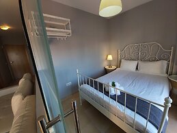 Del Parque Flats Central