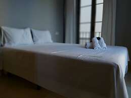 Del Parque Flats Central