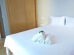 Del Parque Flats Central