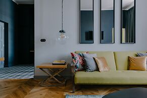 Apartament Goldfinger