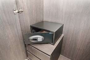 Boss Boutique Athens