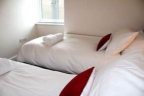 Cotswolds Valley Accommodation-Excl Prop