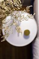 UPSTREET Hidesign Acropolis Apartment