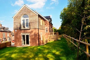 Cotswolds Valleys Accommodation-Stony Hs