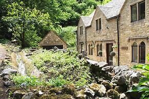 Cotswolds Valleys Accommodation Springfl