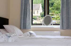 Cotswolds Valleys Accommodation Springfl