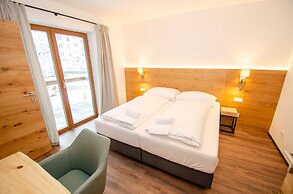 Finest Villa Zell am See