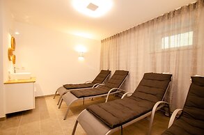 Finest Villa Zell am See