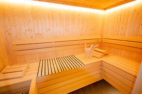 Finest Villa Zell am See