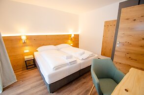 Finest Villa Zell am See