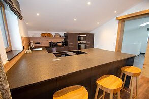 Finest Villa Zell am See