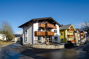 Finest Villa Zell am See