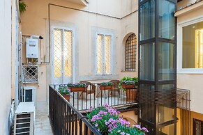 Rental in Rome Bramante Luxury