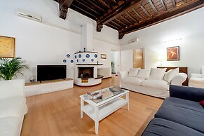 Rental in Rome Bramante Luxury