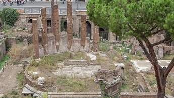 Rental in Rome Ancient Rome View