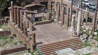 Rental in Rome Ancient Rome View