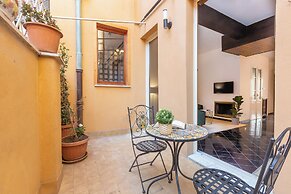 Rental in Rome Borgo Angelico Terrace