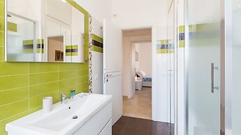 Rental in Rome Taurasia