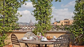 Rental in Rome Trevi Luxury Penthouse