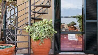 Rental in Rome Trevi Luxury Penthouse