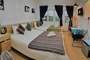Chau Giang Hotel