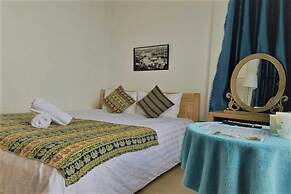 Chau Giang Hotel
