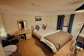 Chau Giang Hotel