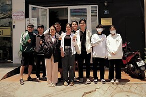 Chau Giang Hotel