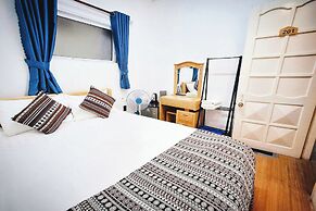 Chau Giang Hotel