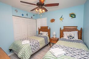 0712 Waters Edge Resort 3 Bedroom Condo by RedAwning