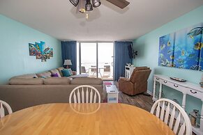 0712 Waters Edge Resort 3 Bedroom Condo by RedAwning