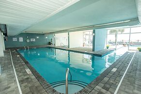 0712 Waters Edge Resort 3 Bedroom Condo by RedAwning