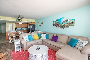 0712 Waters Edge Resort 3 Bedroom Condo by RedAwning