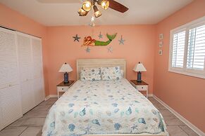 0712 Waters Edge Resort 3 Bedroom Condo by RedAwning