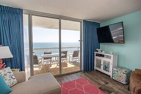 0712 Waters Edge Resort 3 Bedroom Condo by RedAwning