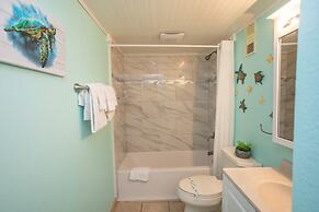 0712 Waters Edge Resort 3 Bedroom Condo by RedAwning