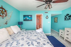 0712 Waters Edge Resort 3 Bedroom Condo by RedAwning