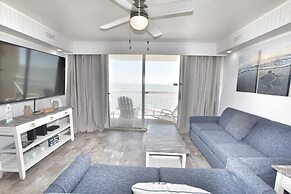 0902 Waters Edge Resort 2 Bedroom Condo by RedAwning