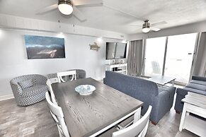 0902 Waters Edge Resort 2 Bedroom Condo by RedAwning