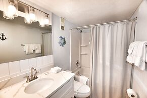 0902 Waters Edge Resort 2 Bedroom Condo by RedAwning