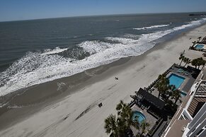 0902 Waters Edge Resort 2 Bedroom Condo by RedAwning