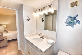 0902 Waters Edge Resort 2 Bedroom Condo by RedAwning