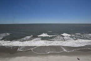 0902 Waters Edge Resort 2 Bedroom Condo by RedAwning