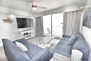 0902 Waters Edge Resort 2 Bedroom Condo by RedAwning