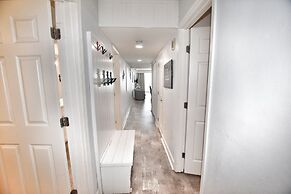 0902 Waters Edge Resort 2 Bedroom Condo by RedAwning