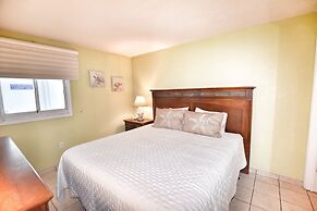 0611 Waters Edge Resort 2 Bedroom Condo by RedAwning